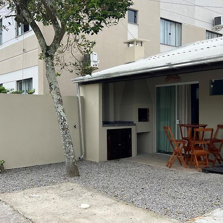 Villa Casa Entre Dois Mares - Casa Bege Bombinhas Exterior foto
